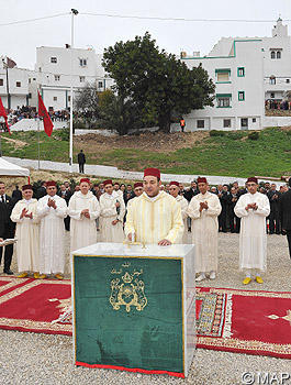 pose premiere pierre construction complexe religieux m tetouan 091211