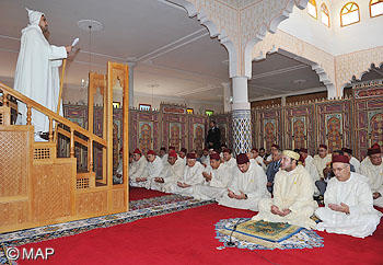 sm priere du vendredi mosquee riad midelt 02122011