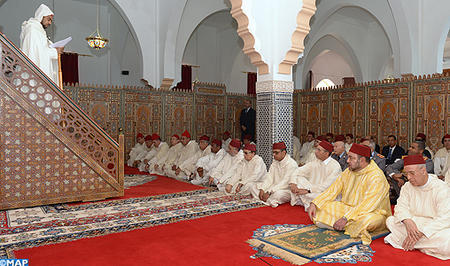 sm le roi priere du vendredi mosquee attaqwa a rabat 14 03 2014