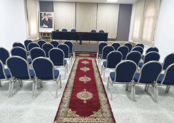 عمارة مكاتب من فئة ستة طوابق تم إنجازها بمكناس sora 2