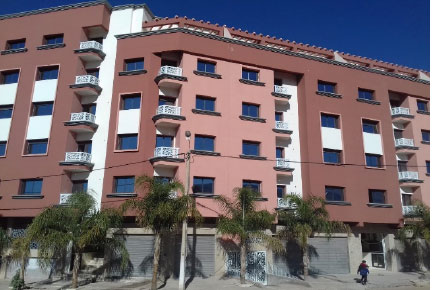عمارة سكنية وتجارية من فئة خمسة طوابق ببني ملال soura awqaf 5