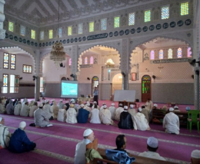 تكوين القيمين الدينيين المكلفين بالمساجد