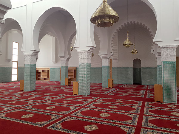  مسجد بحي الشباب بالدار البيضاء