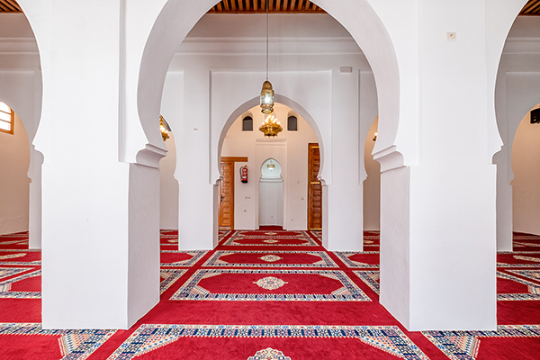 ترميم المسجد الكبير ومرافقه بالنزالة بني عمار بزرهون ترميم المسجد الكبير ومرافقه بالنزالة بني عمار بزرهون