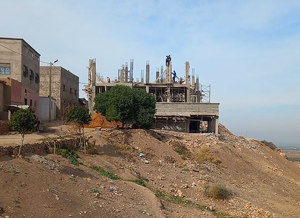 ورش إعادة بناء مسجد لكنيز بني عياط ورش إعادة بناء مسجد لكنيز بني عياط