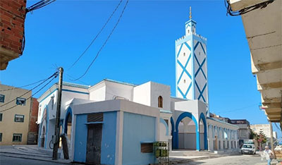 بناء مسجد حي الديزة بمرتيل
