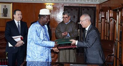 Signature de convention formation des Imams Guinéens M 400 216