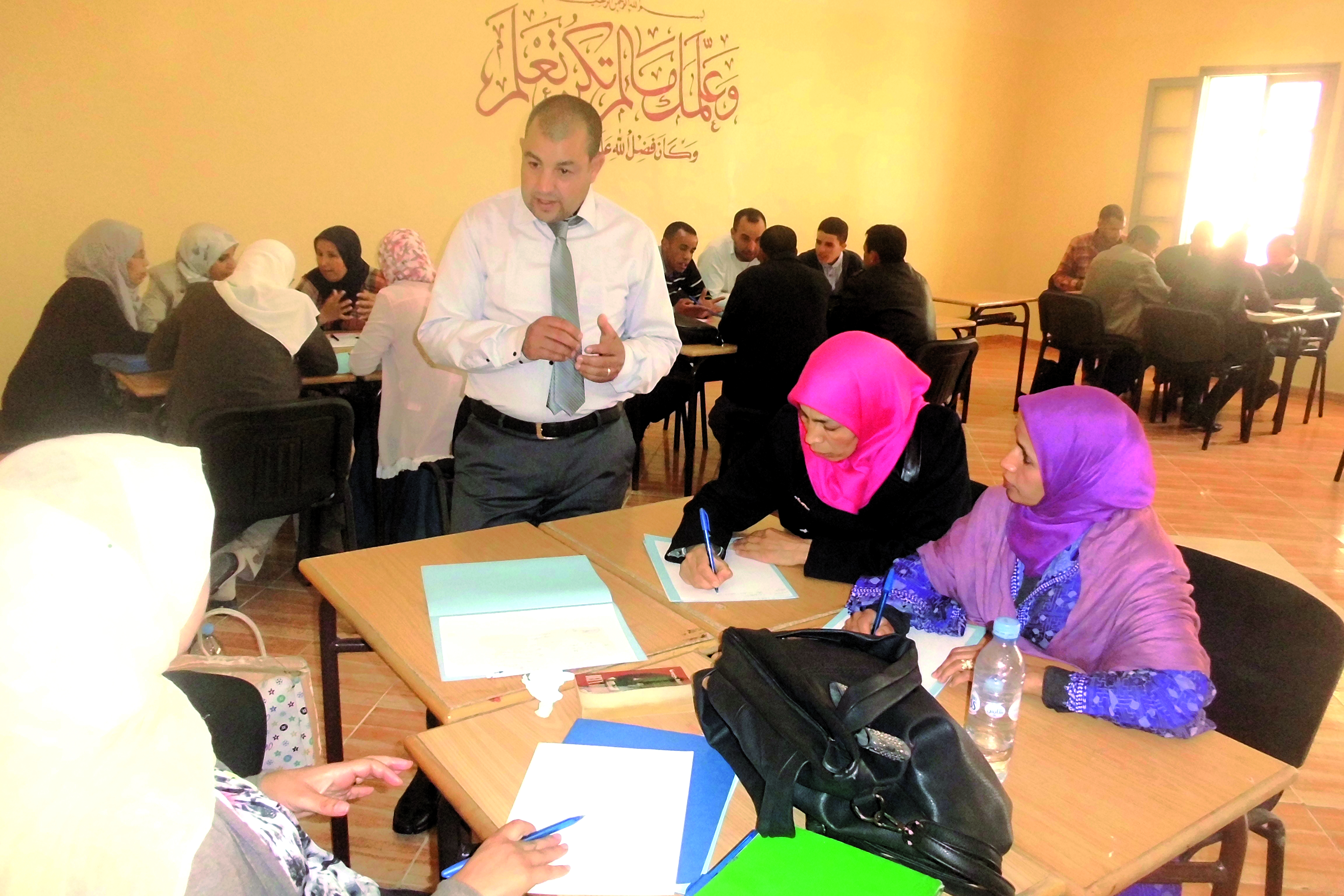 اعمال الدورتين التكوينيتن الجهويتين المنظمتين لفائدة المكلفين بتدريس مادة اللغة الفرنسية ب 1 اعمال الدورتين التكوينيتن الجهويتين المنظمتين لفائدة المكلفين بتدريس مادة اللغة الفرنسية ب 1