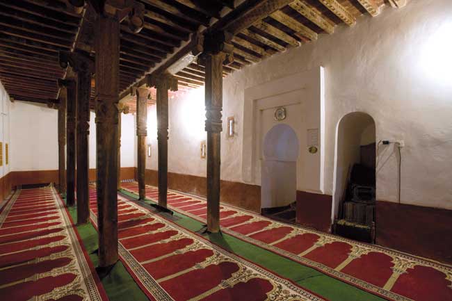 مسجد تامزكيدا أخريبن، الأطلس الكبير